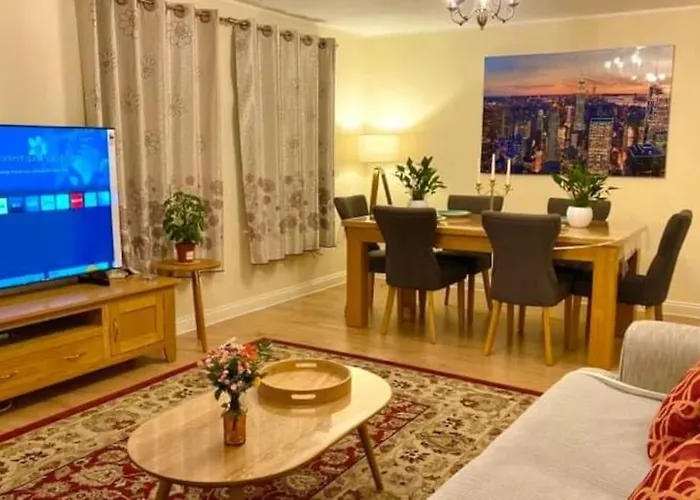 2 Bedroom Flat In Ardwick Manchester